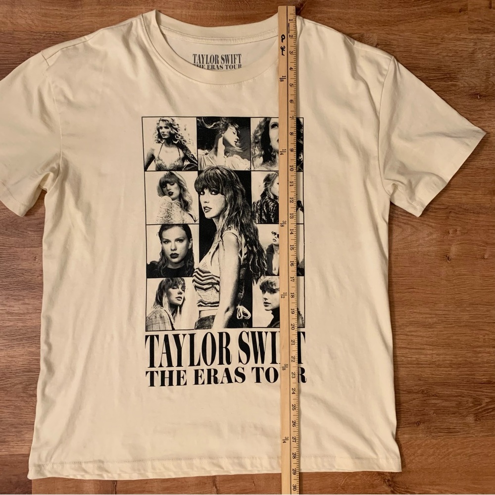Taylor Swift Authentic Era’s Tour Cream Graphic Band T-Shirt Swiftie Large - Picture 8 of 11